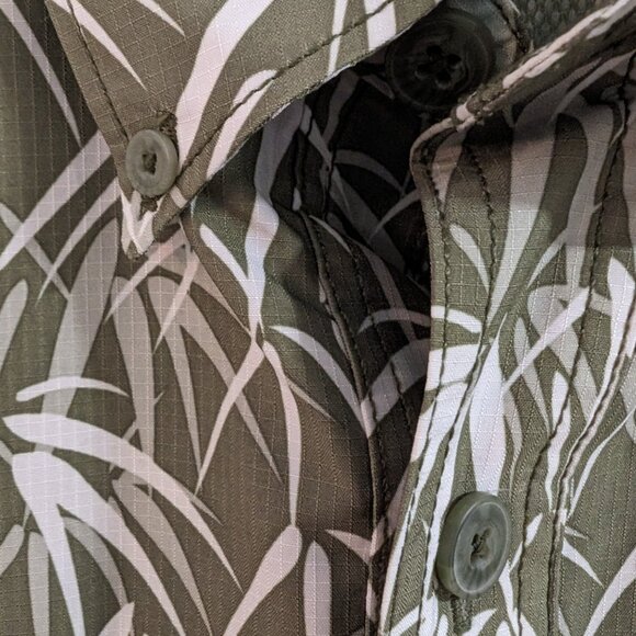 DELUTH TRADING Hawaiian Style Moisture Wicking mens short sleeve  Poly/CoolPlus - Picture 4 of 9